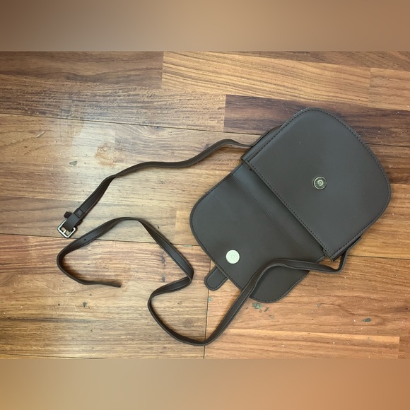 SHEIN brown vegan leather shoulder bag small gold tone hardware purse - Picture 5 of 6